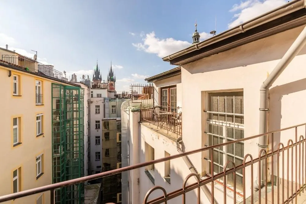 Templova - Old Town Large Apartment With Terrace Praga