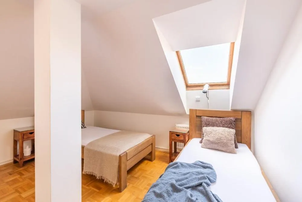 Templova - Old Town Large Apartment With Terrace Praga Czechy