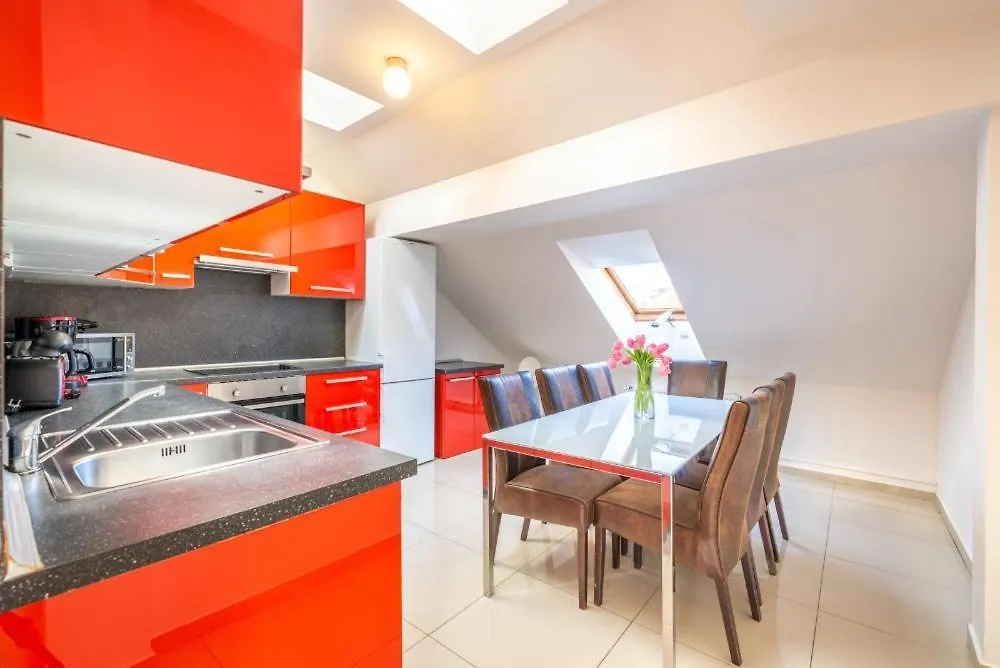 Templova - Old Town Large Apartment With Terrace Praga