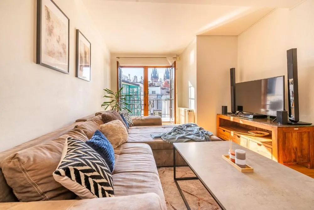 Templova - Old Town Large Apartment With Terrace Praga Czechy